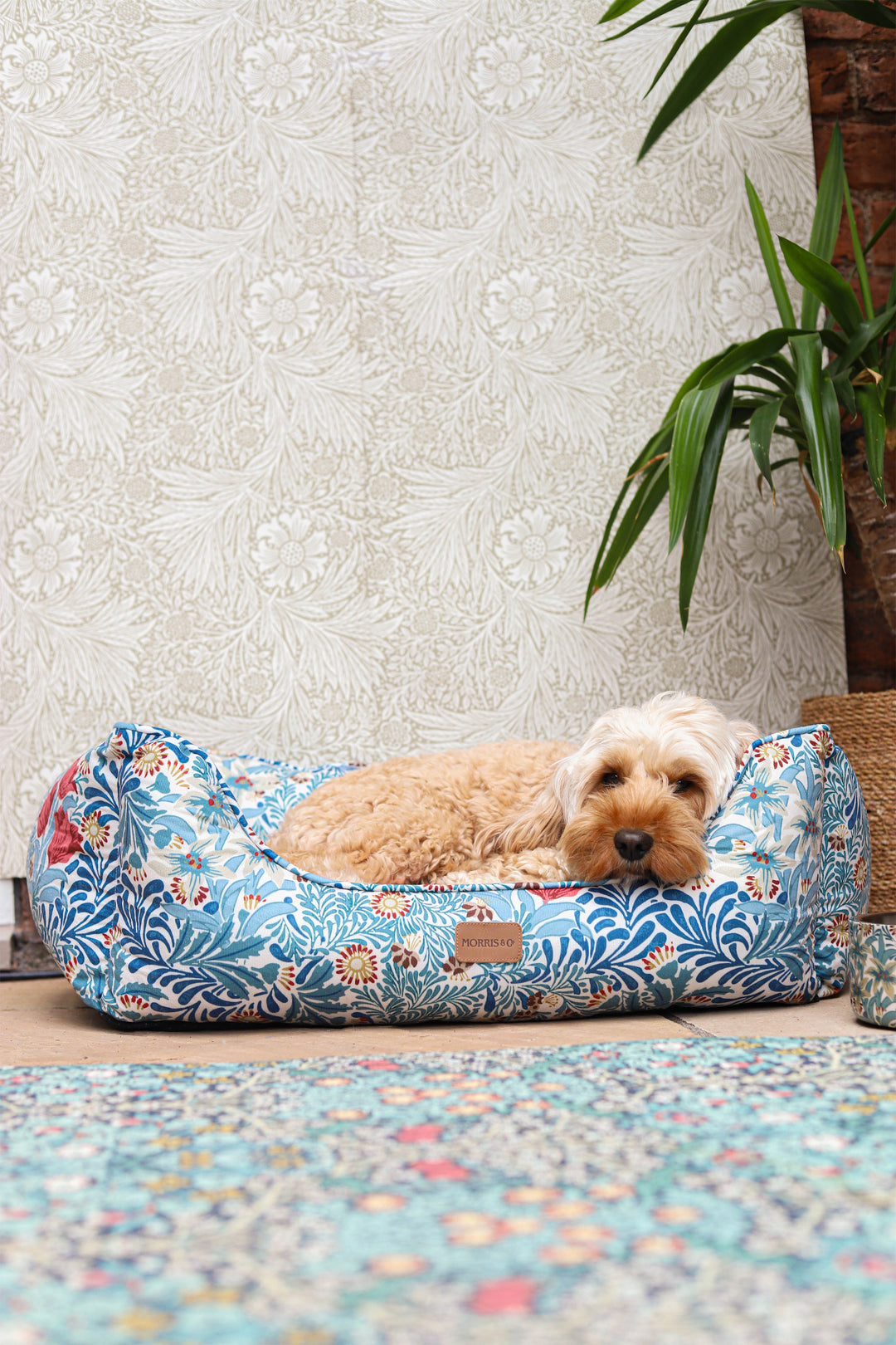 William Morris Square Dog Bed Bower Print – Ormskirk Pets
